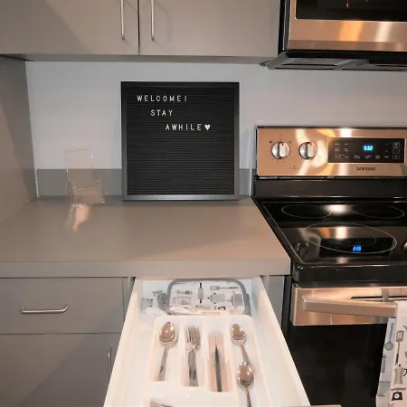 Ferienwohnung Rare Vibrant Hidden Gem - 2 Mins From Downtown
